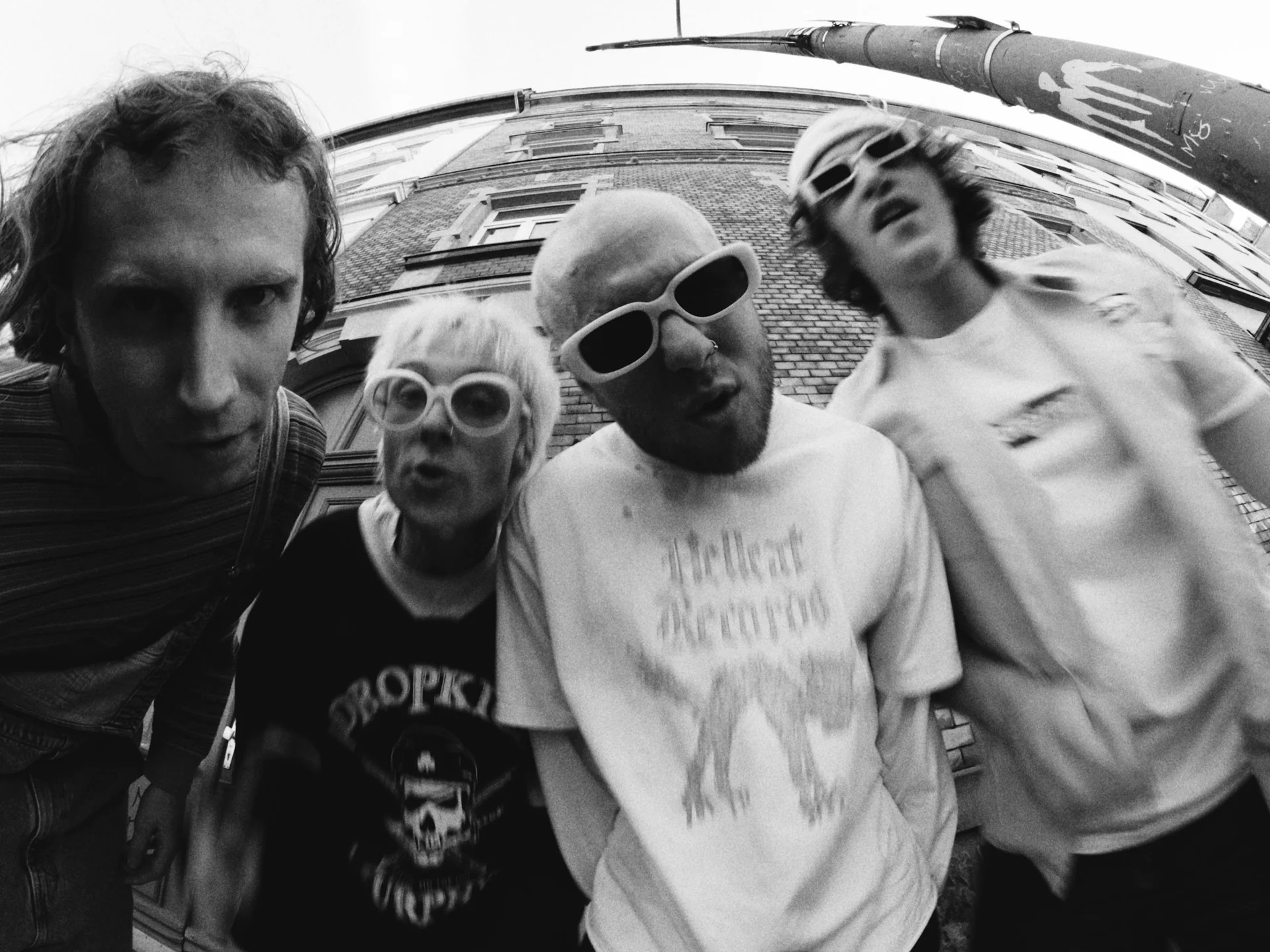 RAT BOY FULL SPEED AHEAD WITH ‘Sick of it’ before the NEW ALBUM ‘CRASH!’